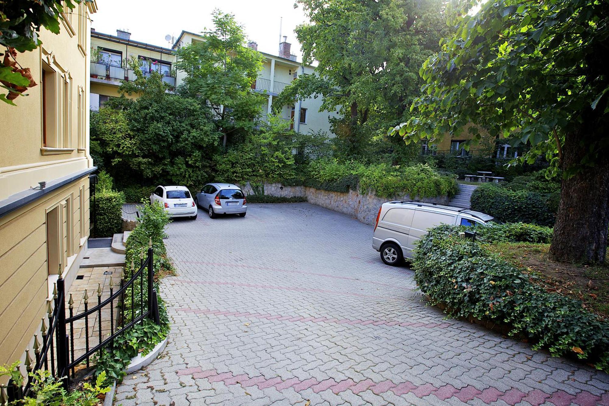 Gold Apartments บูดาเปสต์ ภายนอก รูปภาพ
